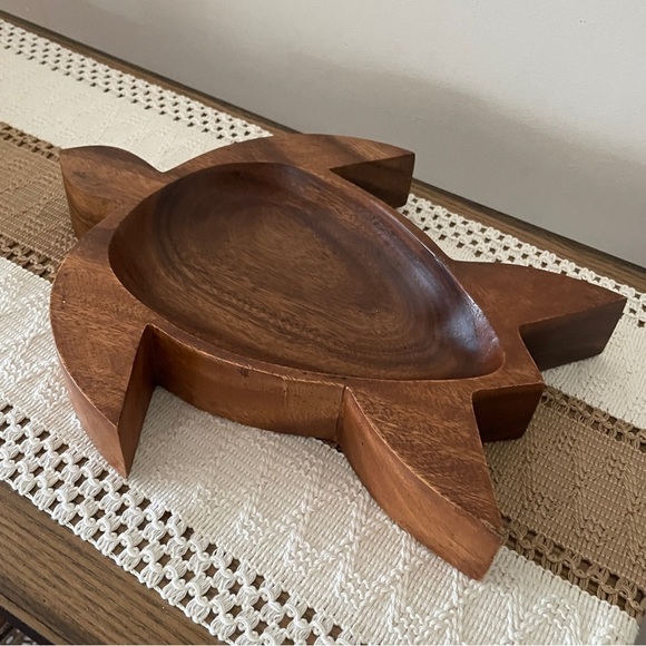 Island Heritage Wooden Turtle Decor - Picture 2 of 8